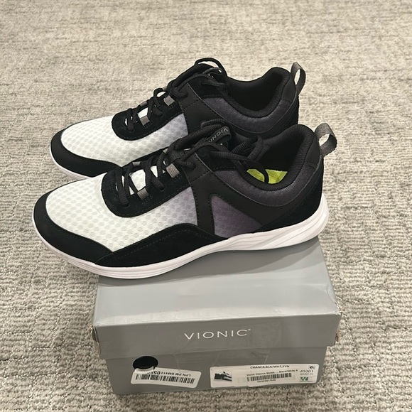 Vionic Women's Agile Chance Walking Sneakers 8 Wide - Picture 2 of 6